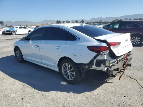 5NPE24AF7JH720006 2018 HYUNDAI SONATA - Image 2