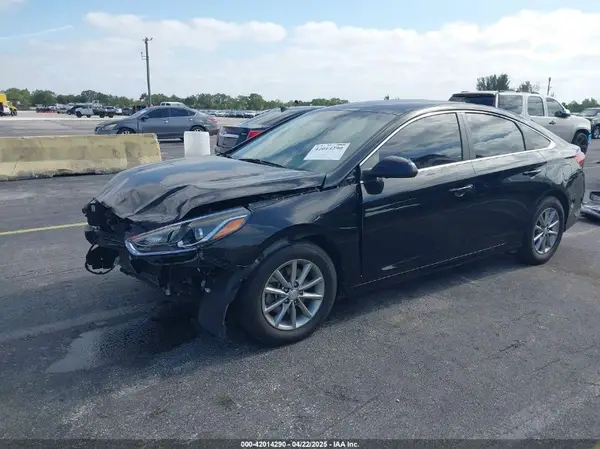5NPE24AF7KH735865 2019 HYUNDAI SONATA - Image 2
