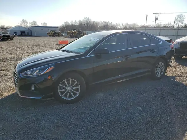 5NPE24AF7KH737258 2019 HYUNDAI SONATA - Image 1