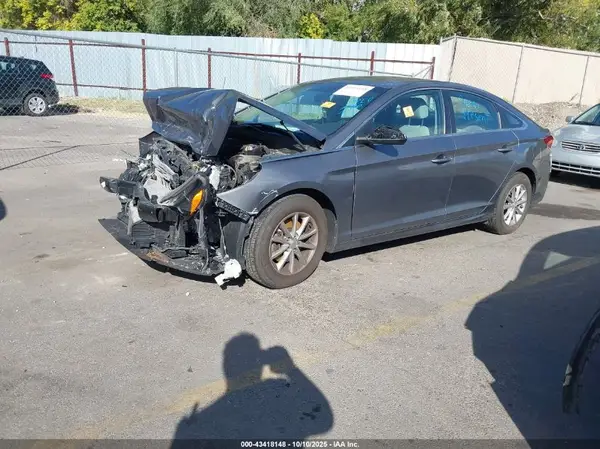 5NPE24AF7KH737566 2019 HYUNDAI SONATA - Image 2