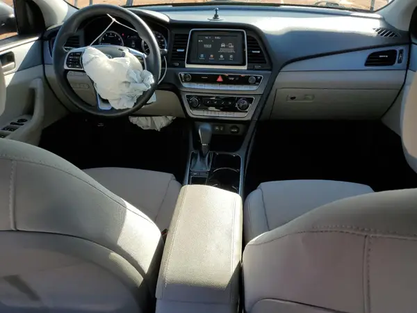 5NPE24AF7KH739012 2019 HYUNDAI SONATA - Image 8