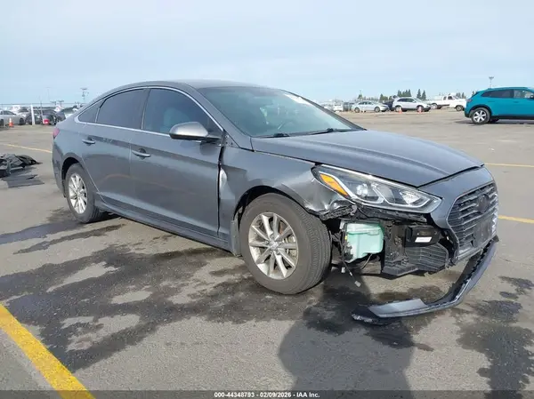 5NPE24AF7KH739379 2019 HYUNDAI SONATA - Image 1
