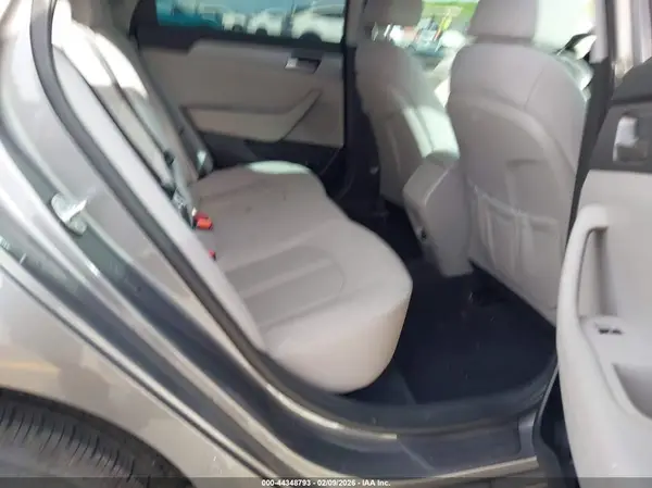 5NPE24AF7KH739379 2019 HYUNDAI SONATA - Image 8