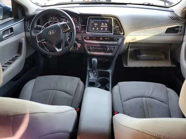 5NPE24AF7KH739737 2019 HYUNDAI SONATA - Image 8