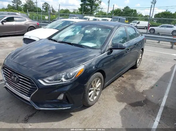 5NPE24AF7KH740516 2019 HYUNDAI SONATA - Image 2