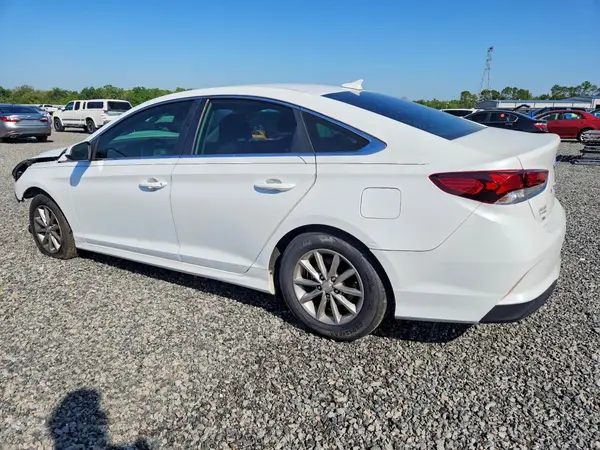 5NPE24AF7KH745084 2019 HYUNDAI SONATA - Image 2