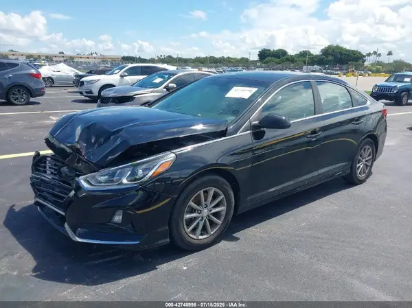 5NPE24AF7KH745182 2019 HYUNDAI SONATA - Image 2