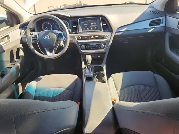 5NPE24AF7KH745828 2019 HYUNDAI SONATA - Image 8