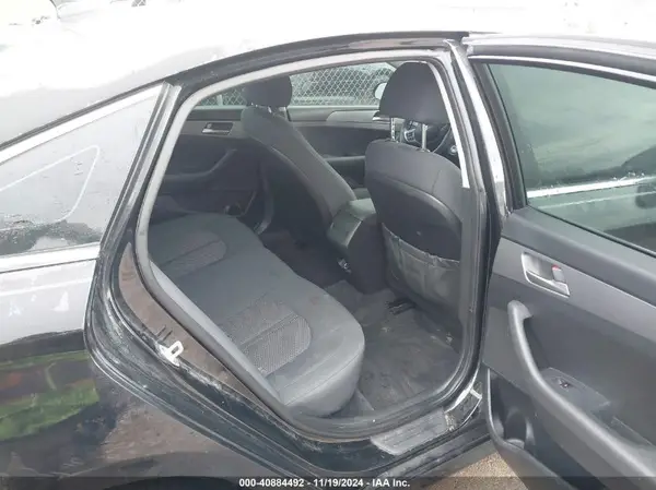 5NPE24AF7KH746963 2019 HYUNDAI SONATA - Image 8