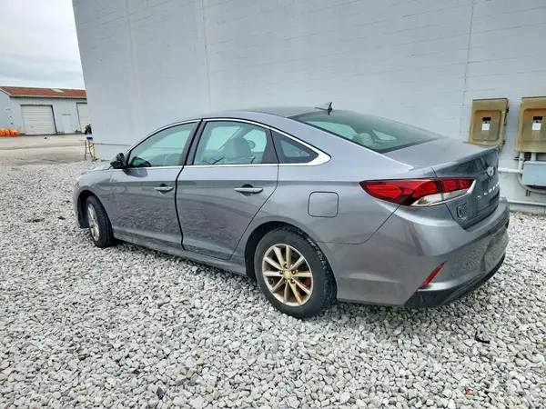 5NPE24AF7KH754917 2019 HYUNDAI SONATA - Image 2