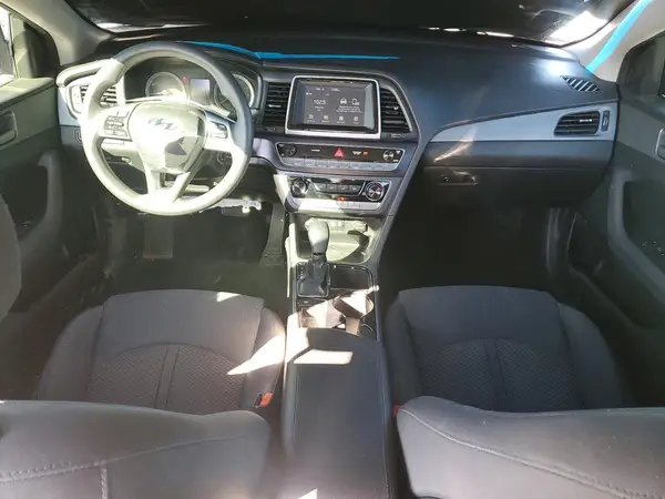 5NPE24AF7KH757400 2019 HYUNDAI SONATA - Image 8