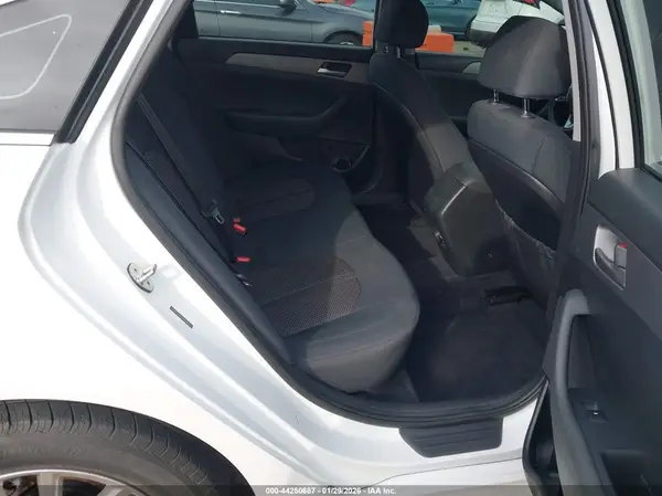 5NPE24AF7KH758966 2019 HYUNDAI SONATA - Image 8