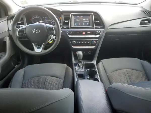 5NPE24AF7KH761026 2019 HYUNDAI SONATA - Image 8