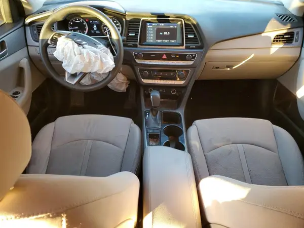 5NPE24AF7KH770292 2019 HYUNDAI SONATA - Image 8