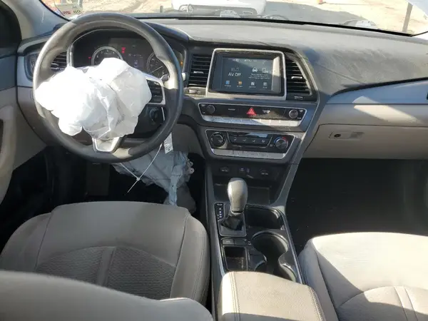 5NPE24AF7KH773578 2019 HYUNDAI SONATA - Image 8