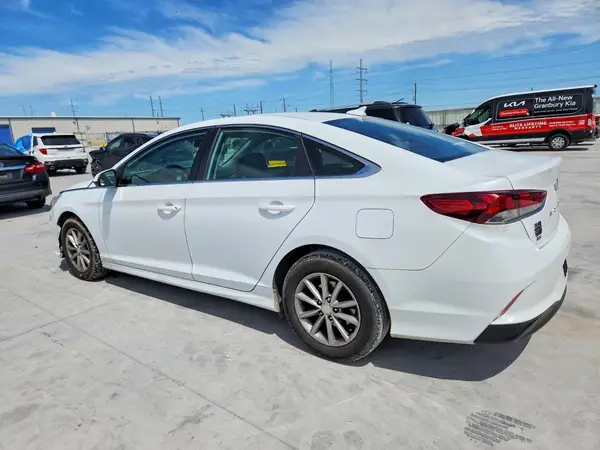 5NPE24AF7KH779283 2019 HYUNDAI SONATA - Image 2