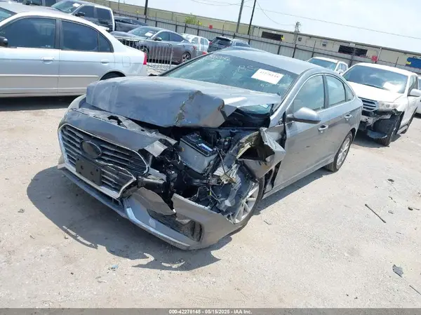 5NPE24AF7KH780949 2019 HYUNDAI SONATA - Image 2