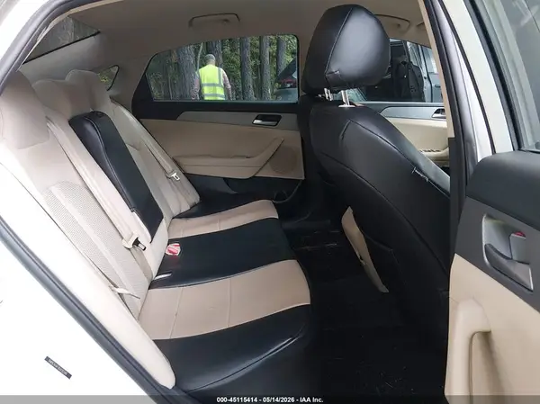 5NPE24AF7KH782345 2019 HYUNDAI SONATA - Image 8