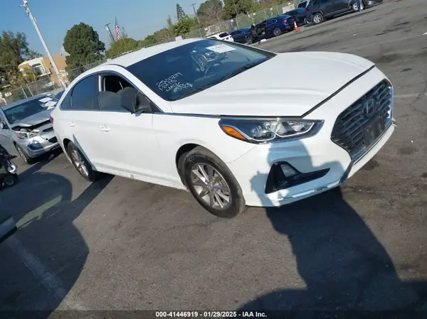 5NPE24AF7KH784239 2019 HYUNDAI SONATA - Image 1