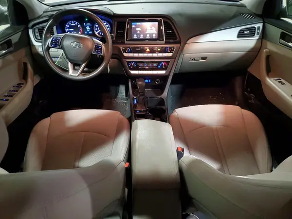 5NPE24AF7KH784242 2019 HYUNDAI SONATA - Image 8