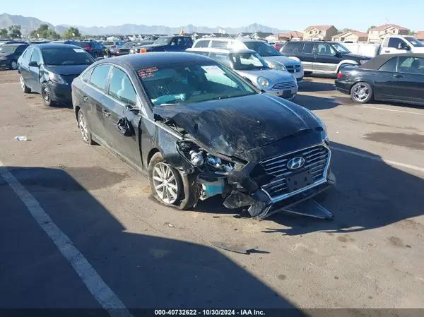 5NPE24AF7KH784807 2019 HYUNDAI SONATA - Image 1