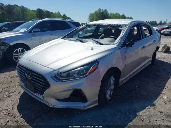 5NPE24AF7KH787478 2019 HYUNDAI SONATA - Image 2