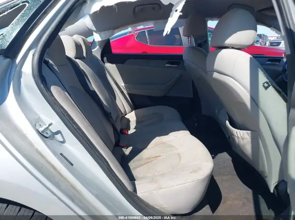 5NPE24AF7KH787478 2019 HYUNDAI SONATA - Image 8