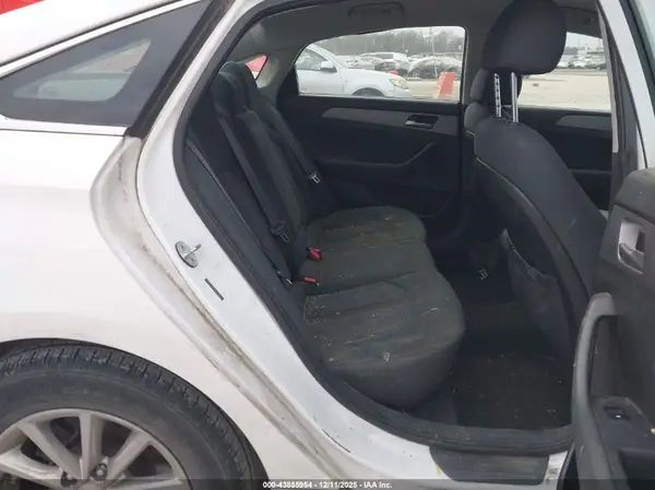 5NPE24AF7KH787660 2019 HYUNDAI SONATA - Image 8