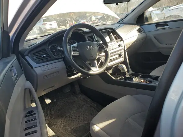 5NPE24AF7KH788145 2019 HYUNDAI SONATA - Image 8