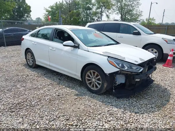 5NPE24AF7KH789456 2019 HYUNDAI SONATA - Image 1