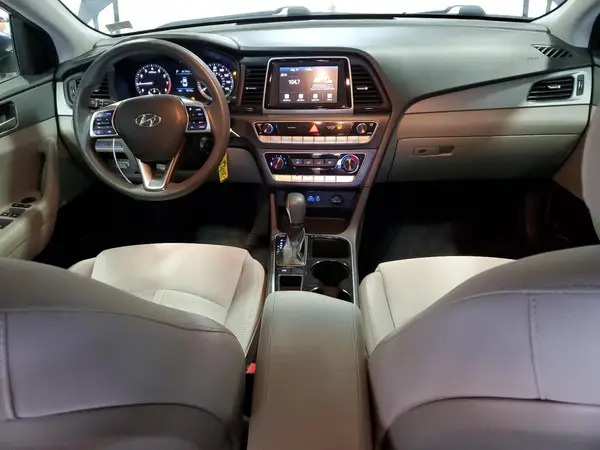 5NPE24AF7KH789957 2019 HYUNDAI SONATA - Image 8