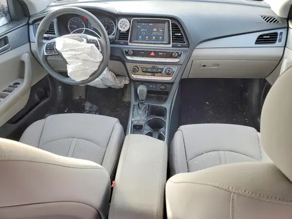 5NPE24AF7KH798822 2019 HYUNDAI SONATA - Image 8