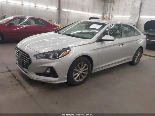 5NPE24AF7KH800598 2019 HYUNDAI SONATA - Image 2