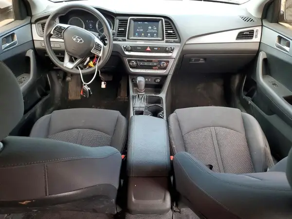 5NPE24AF7KH802402 2019 HYUNDAI SONATA - Image 8