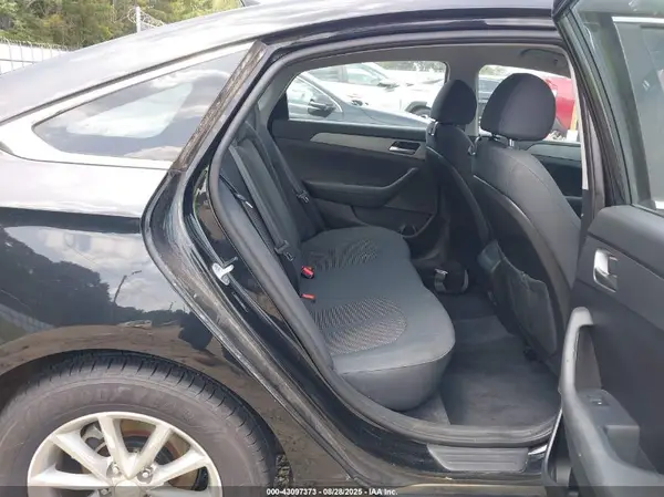 5NPE24AF7KH803176 2019 HYUNDAI SONATA - Image 8