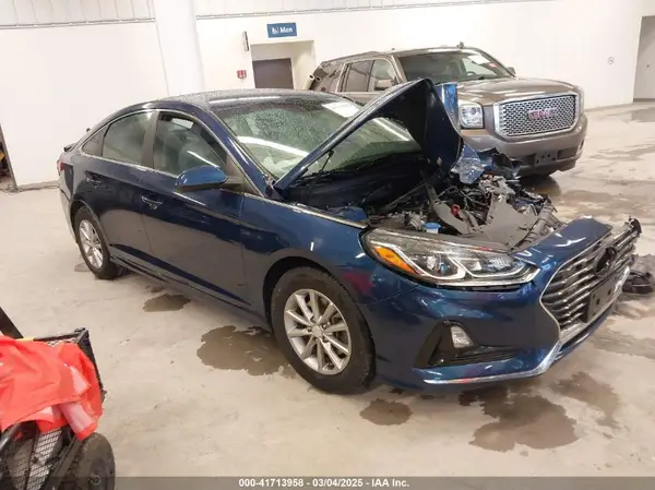 5NPE24AF7KH803260 2019 HYUNDAI SONATA - Image 1