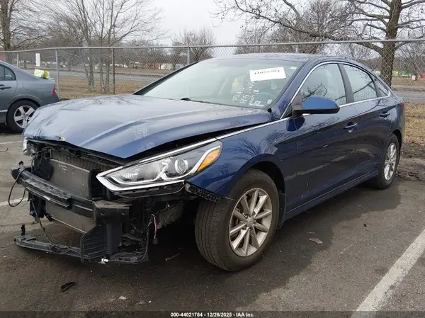 5NPE24AF7KH808975 2019 HYUNDAI SONATA - Image 2