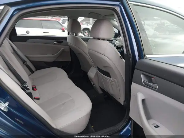 5NPE24AF7KH808975 2019 HYUNDAI SONATA - Image 8
