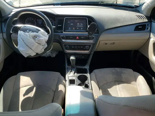 5NPE24AF7KH813058 2019 HYUNDAI SONATA - Image 8