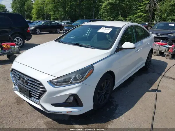 5NPE24AF7KH817093 2019 HYUNDAI SONATA - Image 2