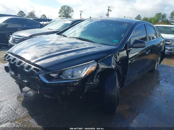 5NPE24AF7KH819278 2019 HYUNDAI SONATA - Image 2