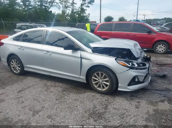 5NPE24AF7KH819300 2019 HYUNDAI SONATA - Image 1