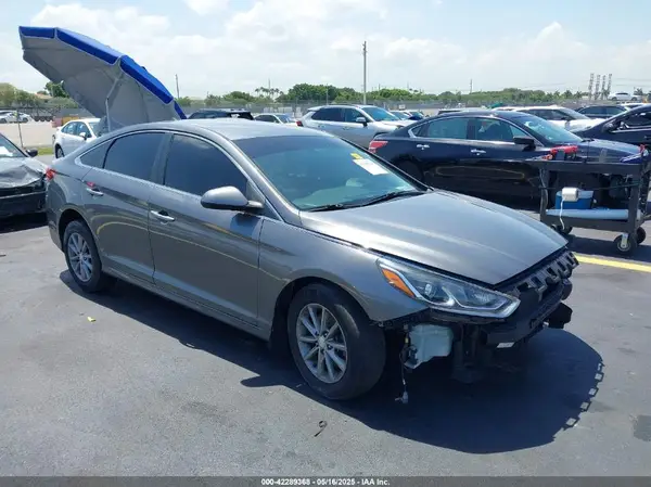 5NPE24AF7KH819538 2019 HYUNDAI SONATA - Image 1