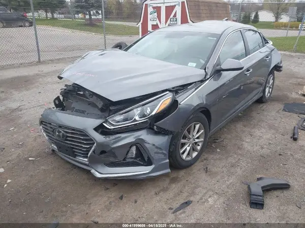 5NPE24AF7KH820379 2019 HYUNDAI SONATA - Image 2