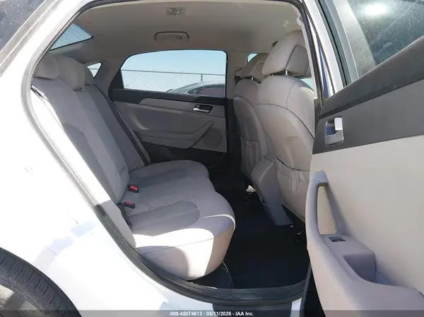 5NPE24AF8GH267264 2016 HYUNDAI SONATA - Image 8