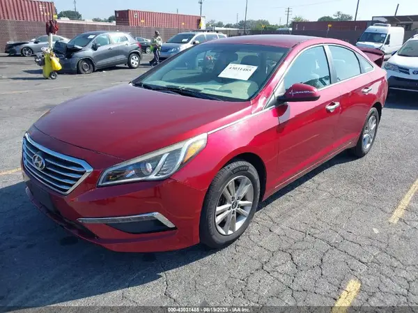 5NPE24AF8GH269693 2016 HYUNDAI SONATA - Image 2