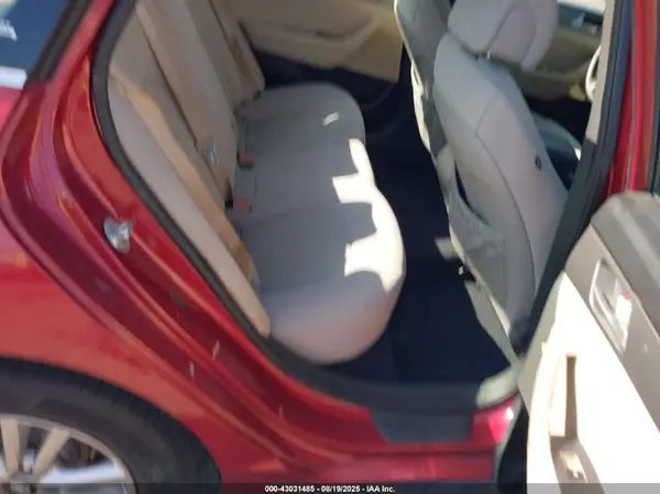 5NPE24AF8GH269693 2016 HYUNDAI SONATA - Image 8