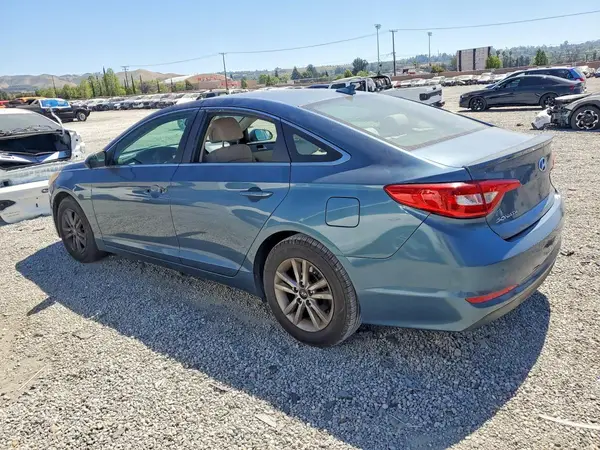 5NPE24AF8GH270603 2016 HYUNDAI SONATA - Image 2
