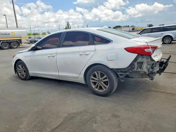 5NPE24AF8GH277339 2016 HYUNDAI SONATA - Image 2