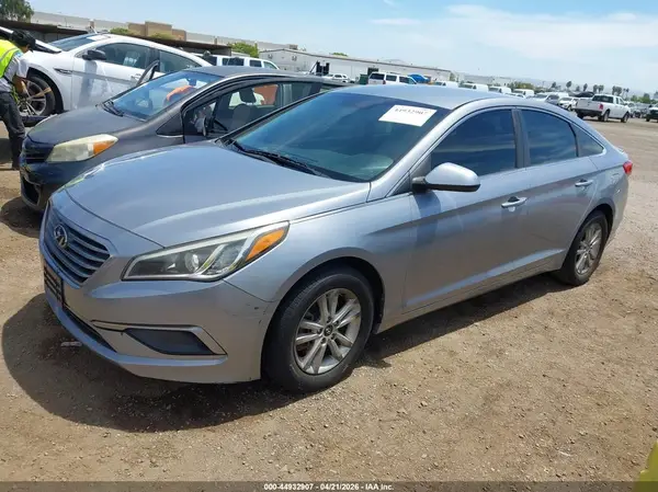 5NPE24AF8GH277454 2016 HYUNDAI SONATA - Image 2